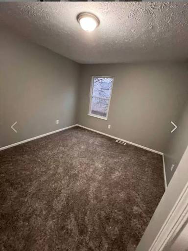 Main picture of 9412 Pratt Ave
