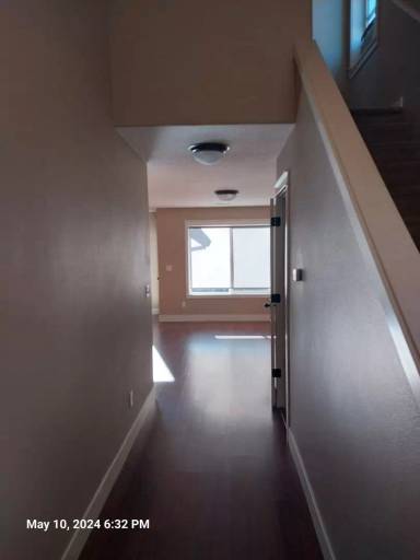 Main picture of 1047 SE Millwright Ave