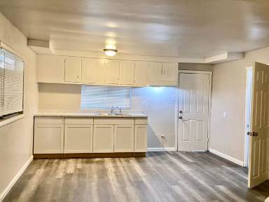 Main picture of 634 S Front St