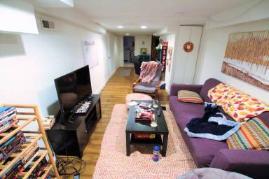 Main picture of 1641 S Broad St