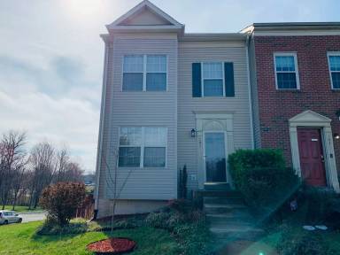 Main picture of 101 Sterling Ct