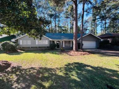 Main picture of 2317 Breckinridge Rd