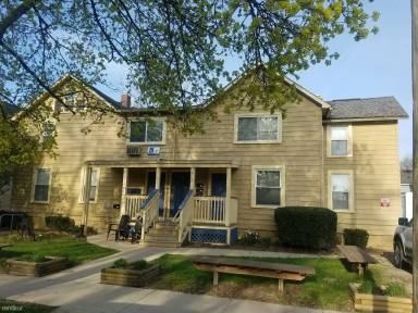 Main picture of 912 Mary St