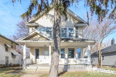Main picture of 1215 E Calvert St