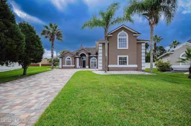 Main picture of 11474 Chase Meadows Dr S