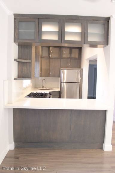 Main picture of 6543 Franklin Ave