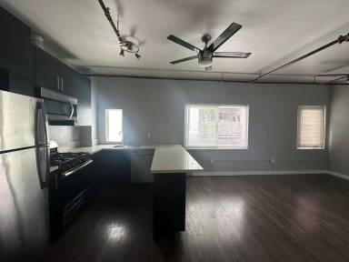 Main picture of 601 Linden Ave