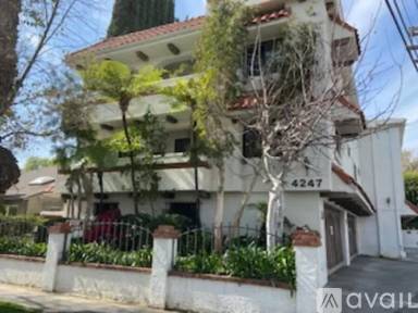 Main picture of 4247 Matilija Ave