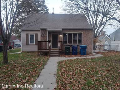 Main picture of 813 Bourland Ave