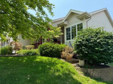 Main picture of 14412 S 23rd St