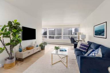 Main picture of The Larkspur