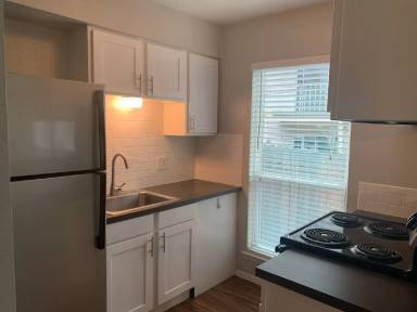 Main picture of 1717 Enfield Rd