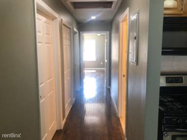 Main picture of 6120 Washington St