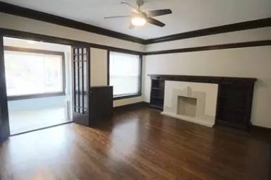 Main picture of 3028 W Wilson Ave