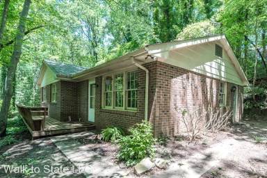 Main picture of 1417 Onslow Rd