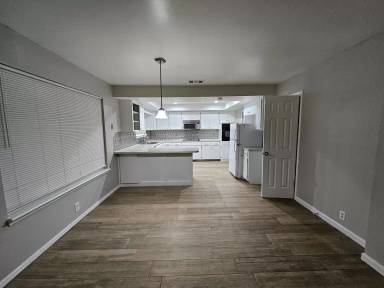 Main picture of 1209 S Aries Rd