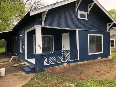 Main picture of 407 S Central St