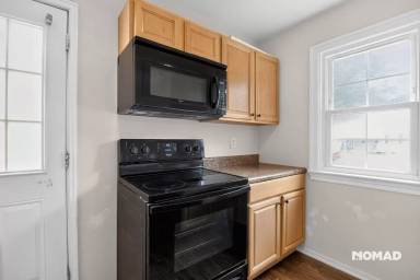 Main picture of 9 Chowan Dr