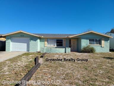Main picture of 10816 Piccadilly Rd
