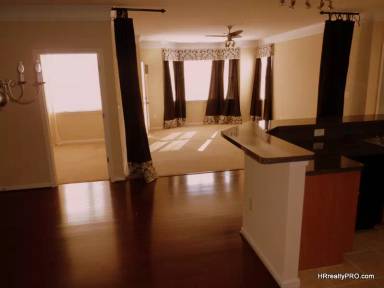 Main picture of 708 Windy Way