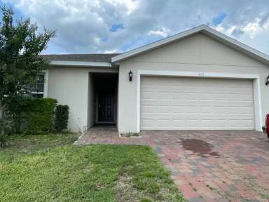 Main picture of 1433 Lucerne Loop Rd NE