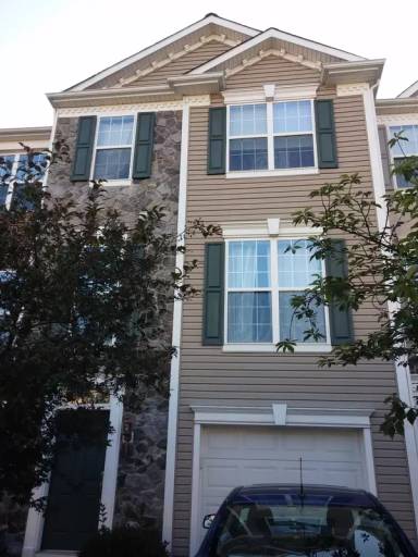 Main picture of 168 Hudson Dr