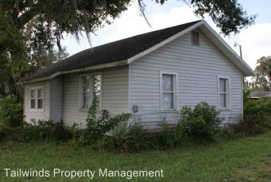 Main picture of 921 Reynolds Rd