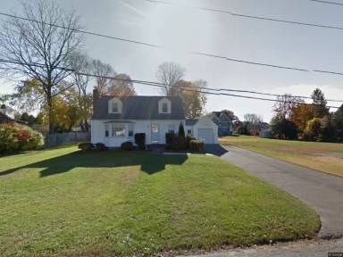 Main picture of 20 Adams Ave