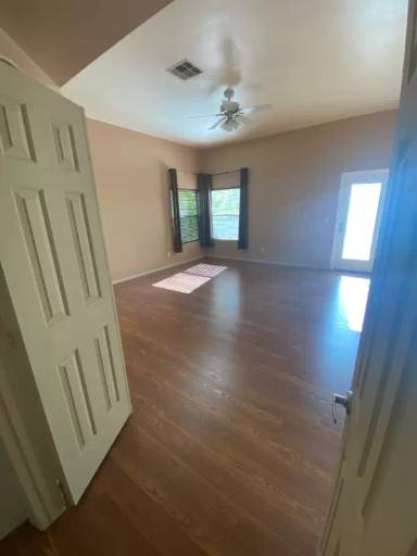 Main picture of 196 Raton Dr