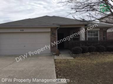 Main picture of 9120 Goldenview Dr