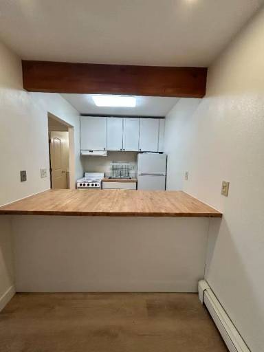 Main picture of 3000 W 34th Ave