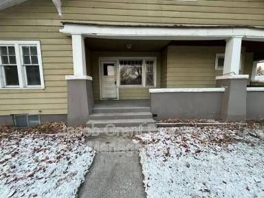 Main picture of 1298 Idaho Ave