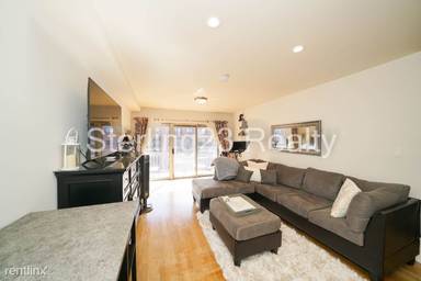 Main picture of 3132 31st St