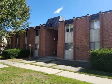 Main picture of 441 S Quincy St