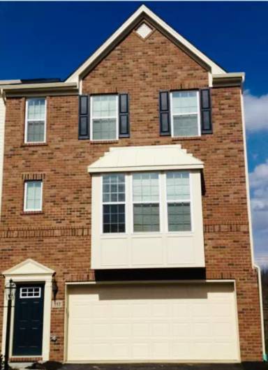 Main picture of 117 Maple Ridge Ct