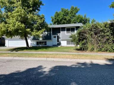 Main picture of 421 N 17th Ave