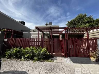 Main picture of 1180 Windward Dr