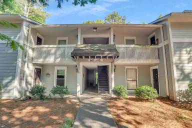 Main picture of 610 Summit North Dr NE