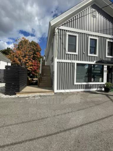 Main picture of 204 N Main St
