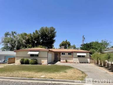 Main picture of 509 E Lingard St