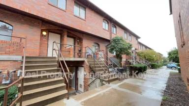 Main picture of 3249 Kennett Sq