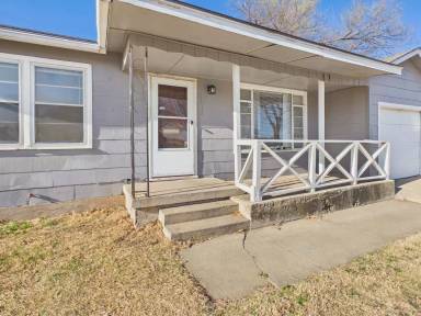 Main picture of 2606 NE 20th Ave