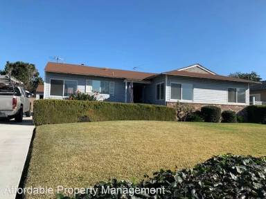 Main picture of 210 S Meadow Rd