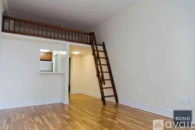 Main picture of 1 Astor Place