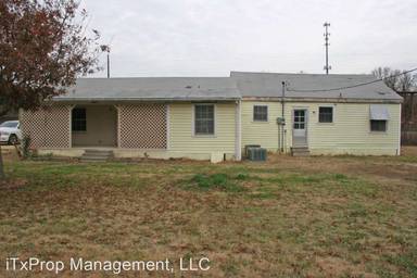 Main picture of 831 Stonecrest Rd