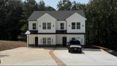 Main picture of 159 Brad St