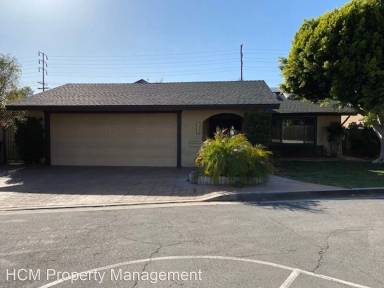 Main picture of 2448 N Love Ln