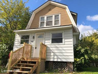 Main picture of 217 Edison St