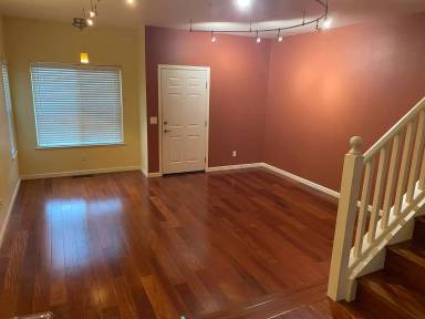 Main picture of 349 N Main St