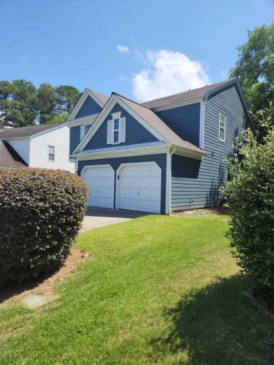 Main picture of 619 Lullingstone Dr SE